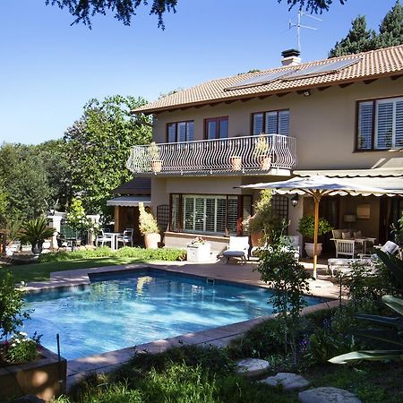 Bellgrove Guest House Sandton ヨハネスブルグ エクステリア 写真