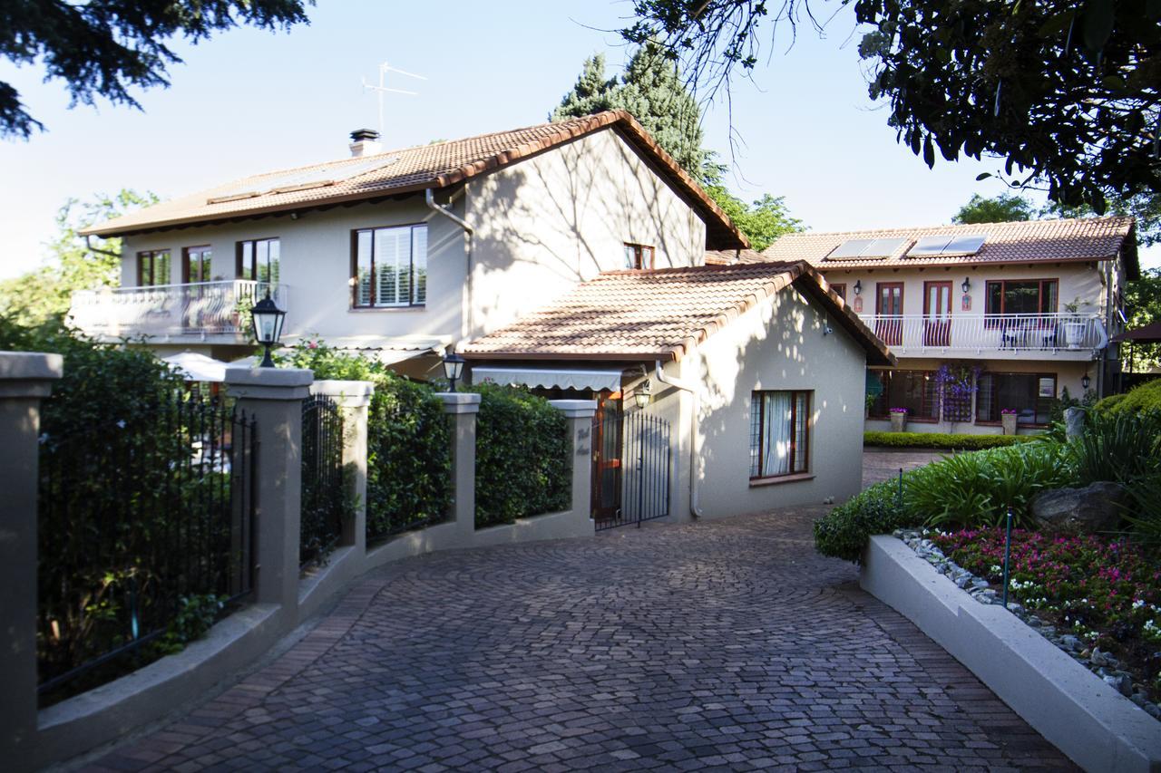 Bellgrove Guest House Sandton ヨハネスブルグ エクステリア 写真