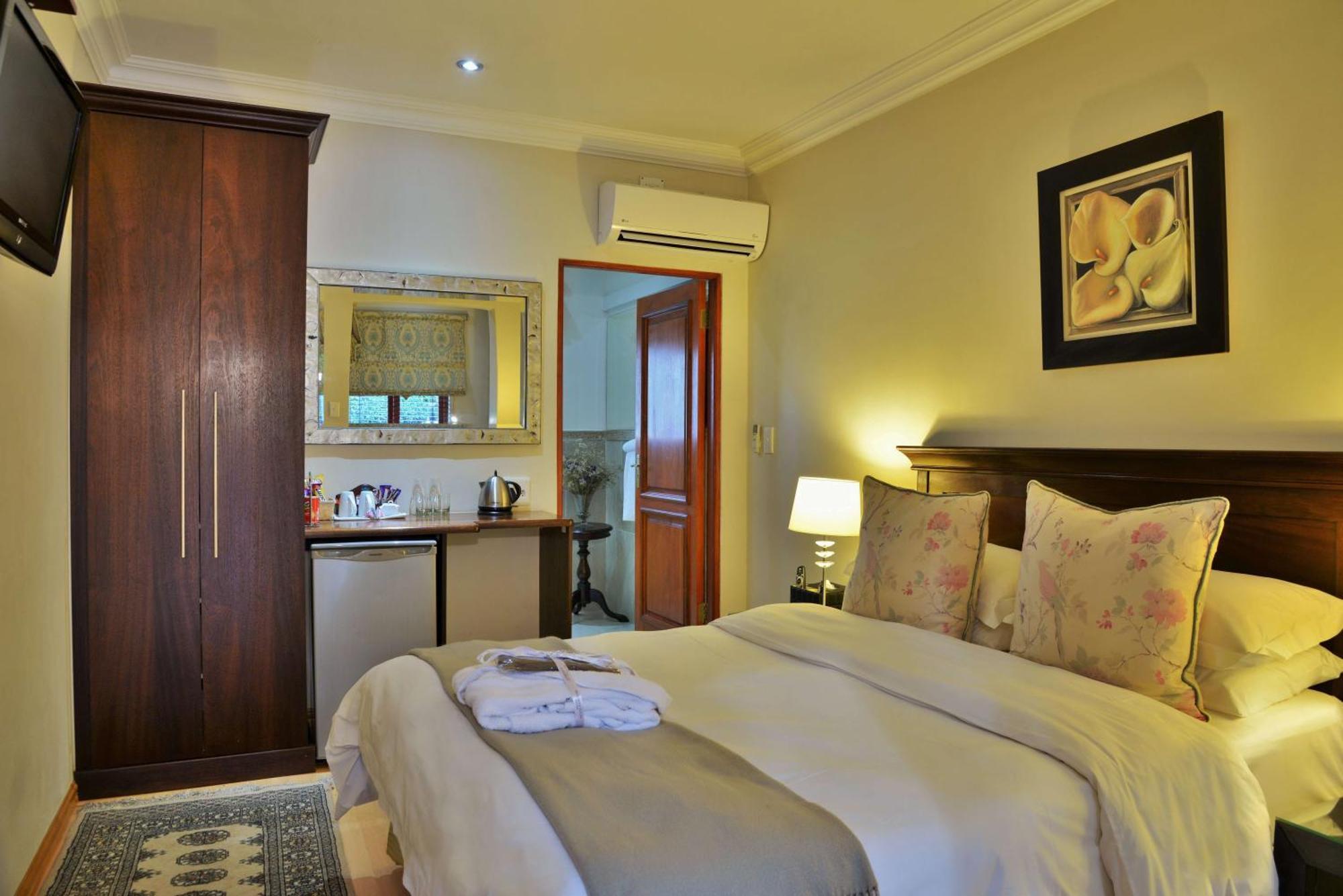Bellgrove Guest House Sandton ヨハネスブルグ エクステリア 写真
