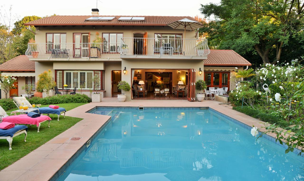 Bellgrove Guest House Sandton ヨハネスブルグ エクステリア 写真